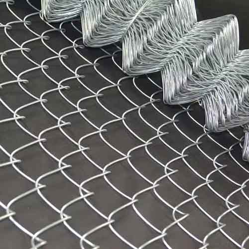 Farm Field Galvanized iron Wire Fencing Chain Link Cyclone Wire Fence Price