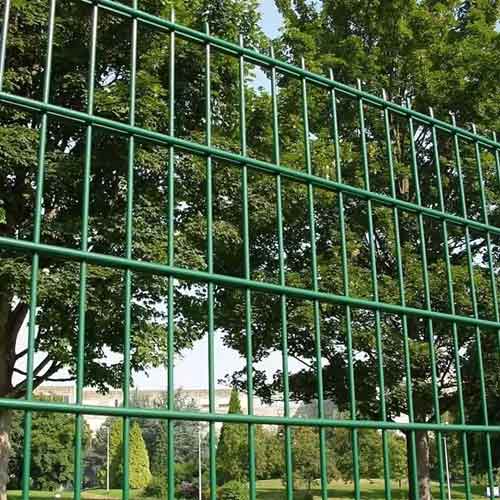 Hot sale Powder Coated Metal Double Rod Fence 2D Galvanized Twin Bar Wire Welded Mesh 868/656/545 Fence