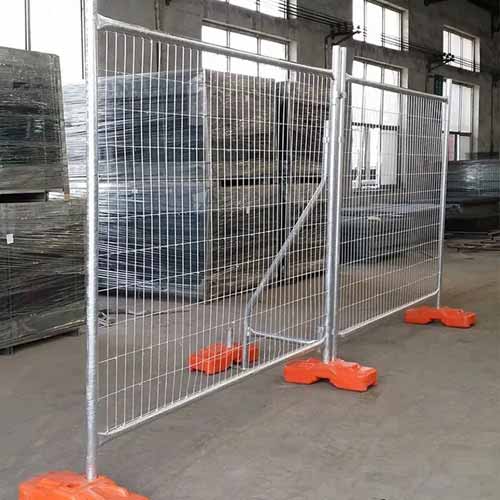 Removable Temporary Galvanized Crowd Control Barrier Portable Construction Site Fence Welded Metal Temporary Fence